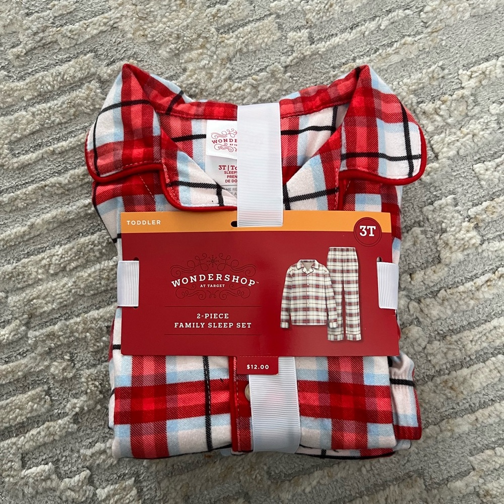 Wondershop Red Plaid Toddler Sleep Set